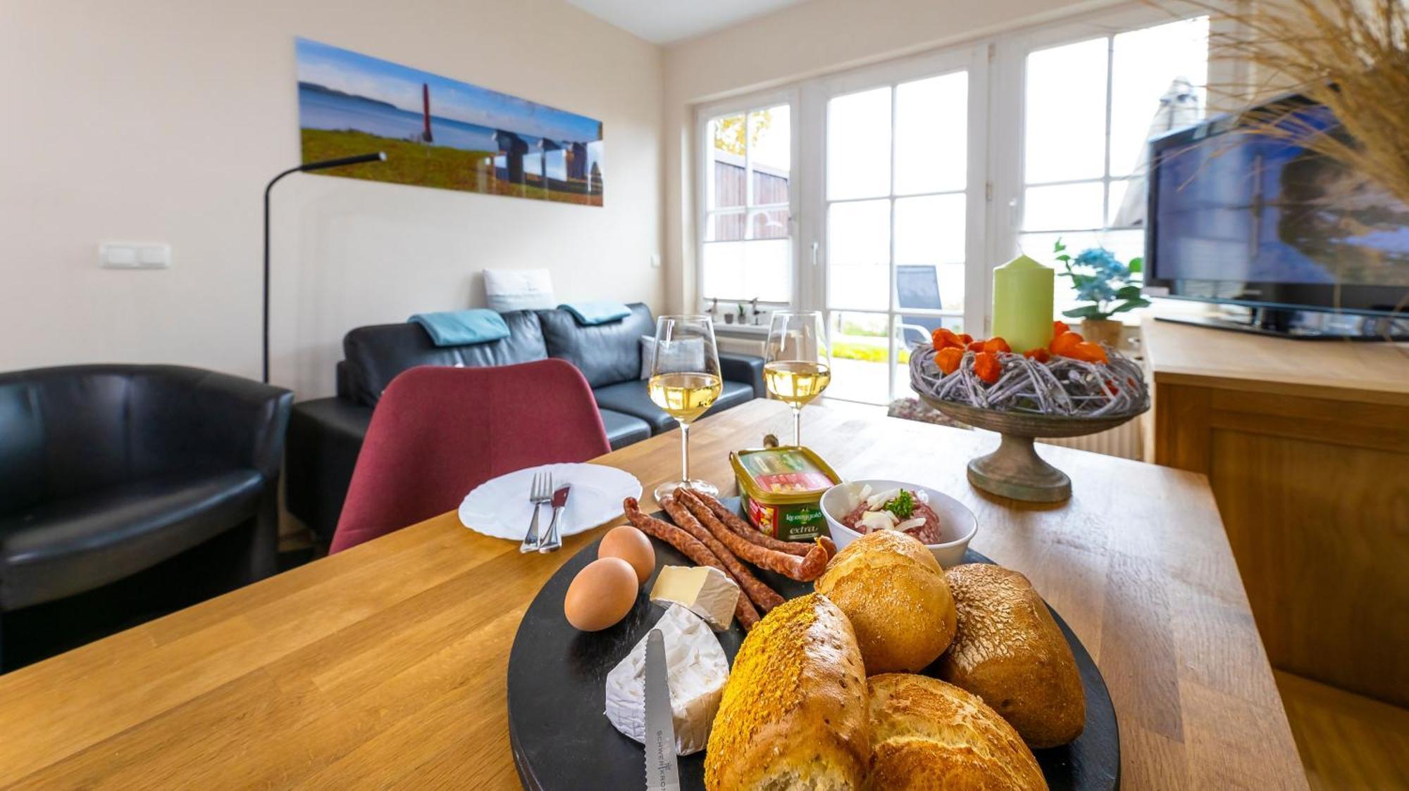 Haus Seeblick Mit 9 Wohnungen Alt Reddevitz ภายนอก รูปภาพ