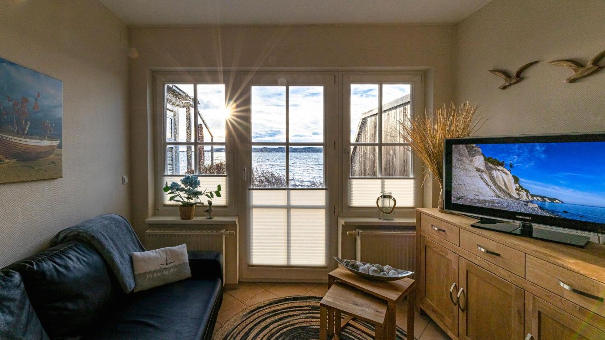Haus Seeblick Mit 9 Wohnungen Alt Reddevitz ภายนอก รูปภาพ